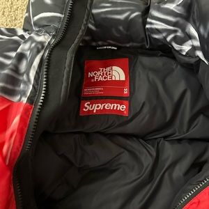 Supreme x the northface